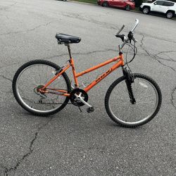 Mongoose MGX S20 21 Speed Mountain Bike