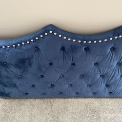 Queen Full Set Bed . New Royal Blue
