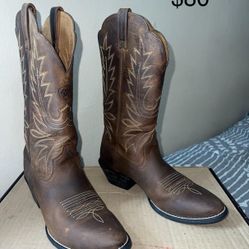Woman Western Ariat Boots