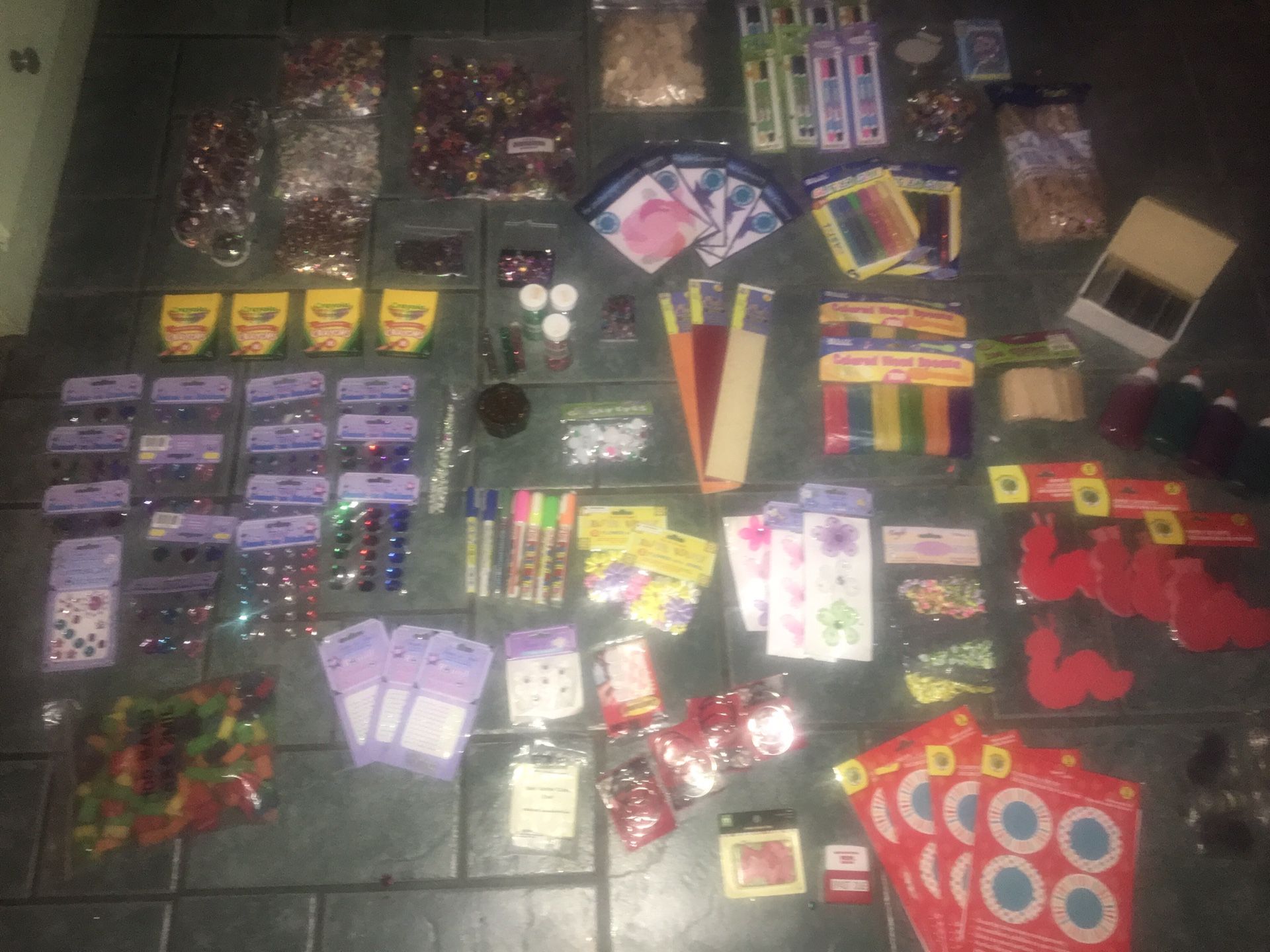 Elementary School Teacher Supplies for Arts n craft & Projects