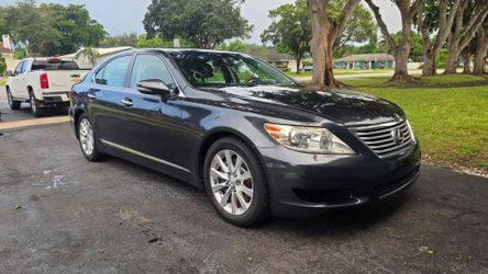 2010 Lexus LS 460