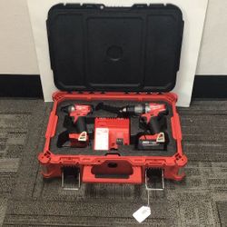 Milwaukee Drill Set
