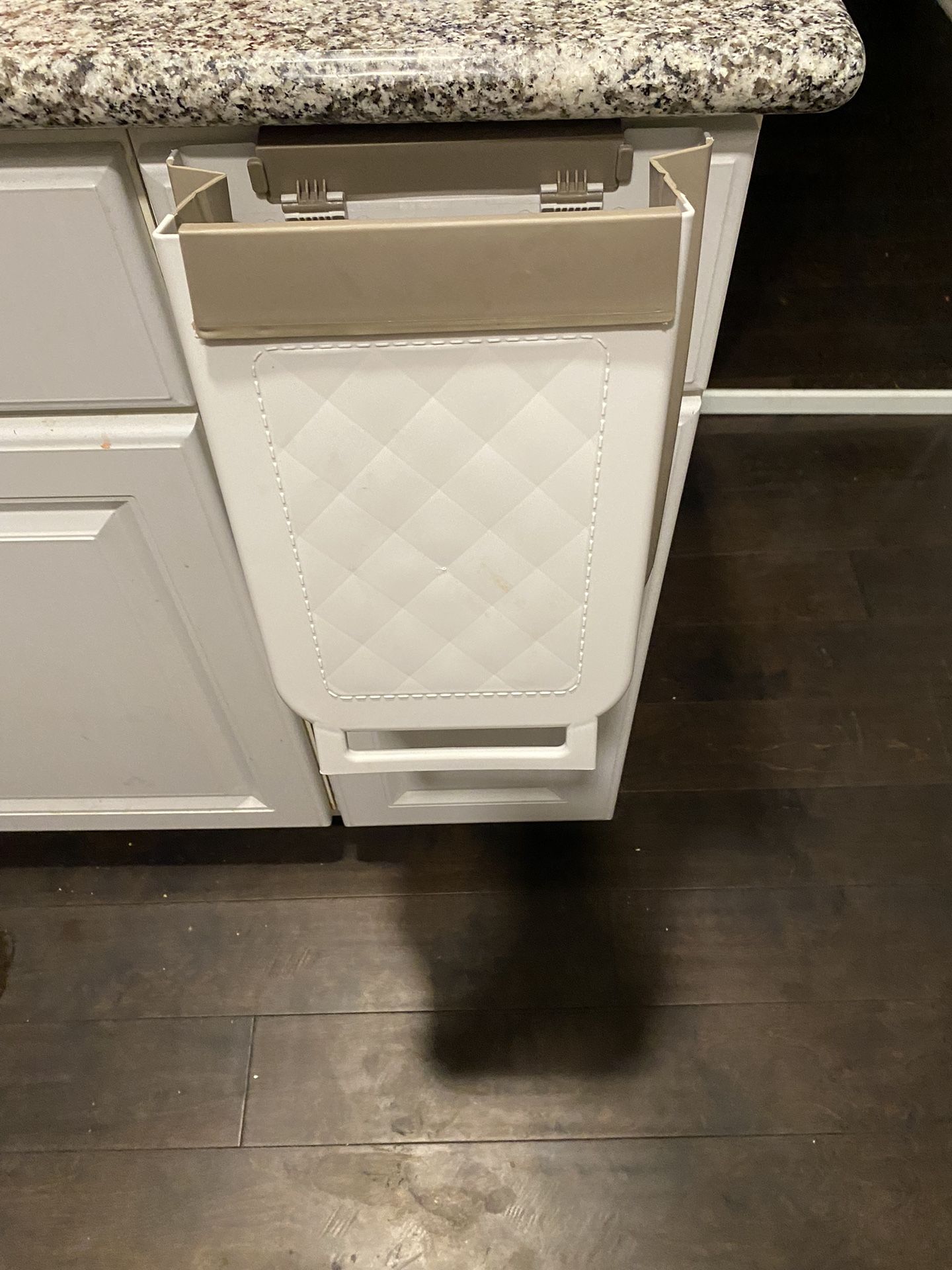 Portable Kitchen Cabinet Trash Can