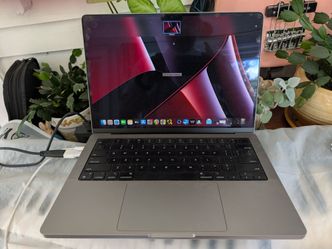 Apple MacBook Pro M1 Pro 14 inch 16GB RAM 512GB