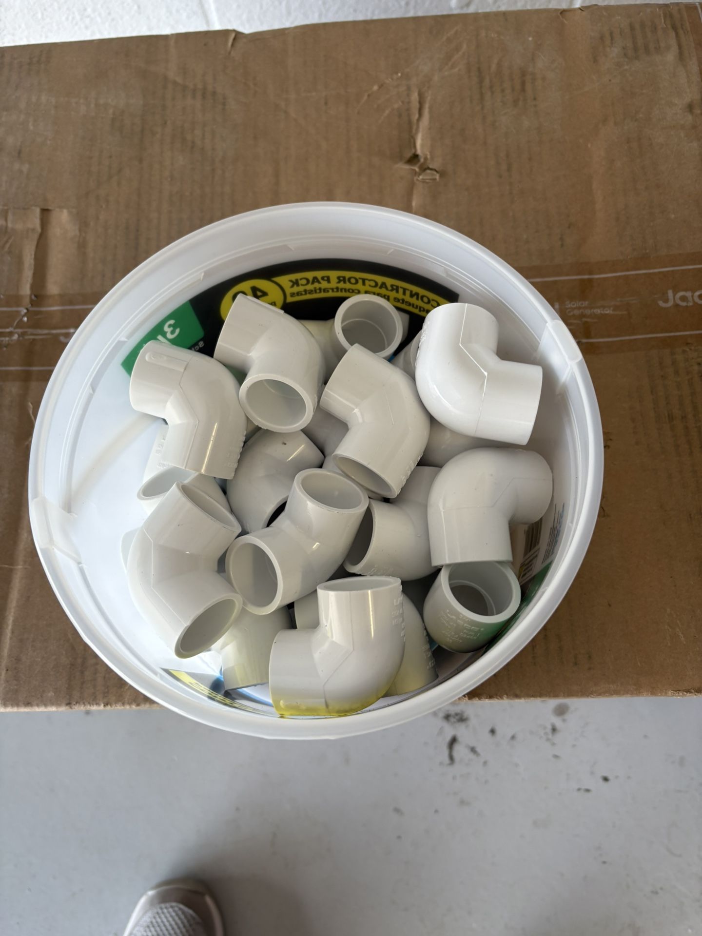 30 Pieces Of 3/4 PVC Elbows