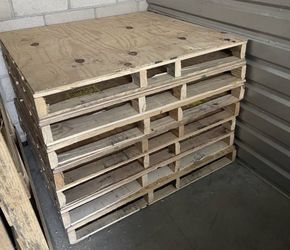 Heavy Duty Plywood Wood Pallets 45x48