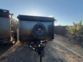 Hydraulic dump trailer