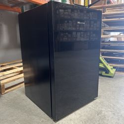 Hisense 4.4 Mini Fridge