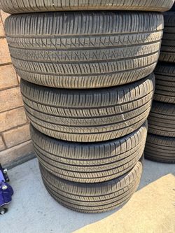 275/45r20 Pirelli tires en excelentes condiciones de vida las 4
