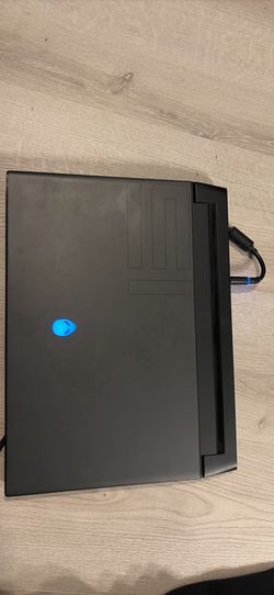 Alienware M15 R3