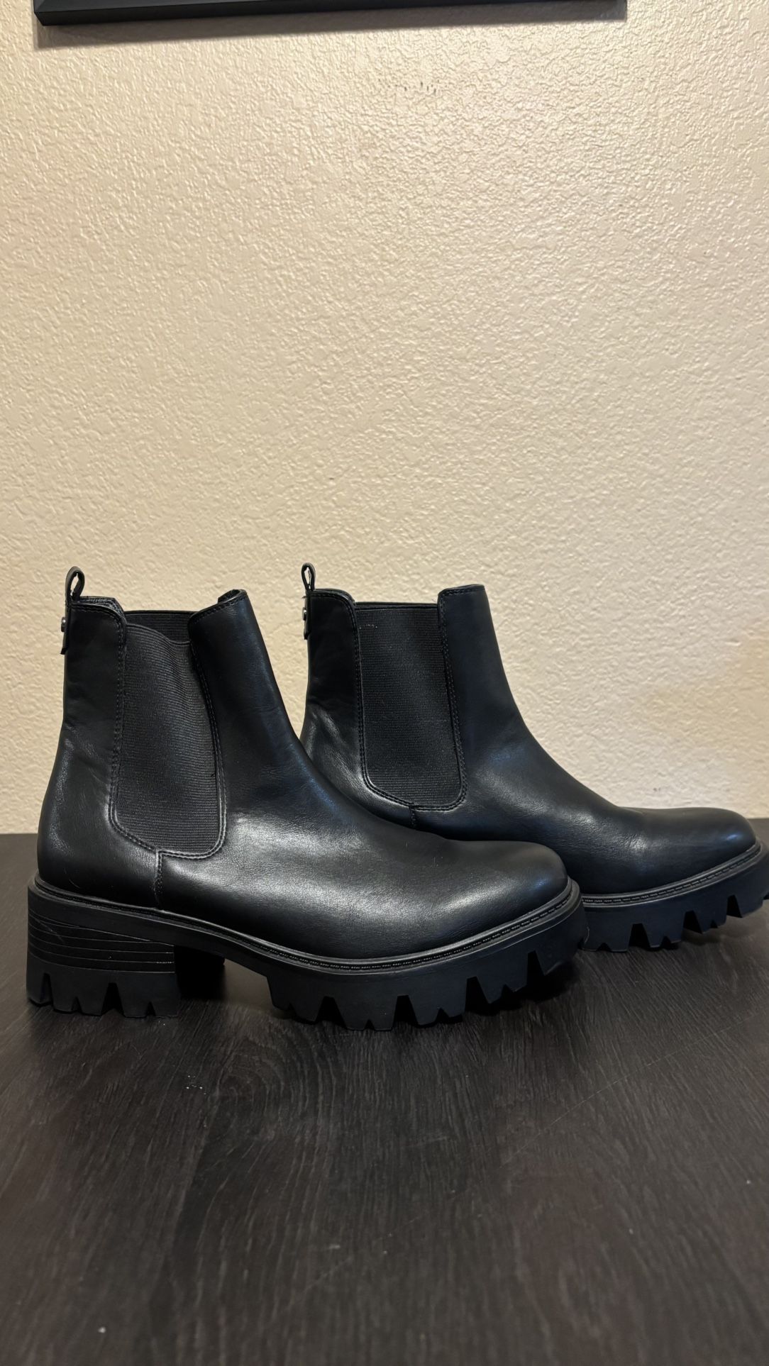 Black Boots