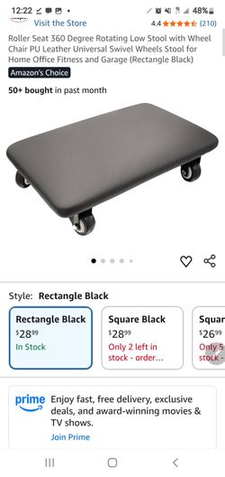 Low profile stool on wheels