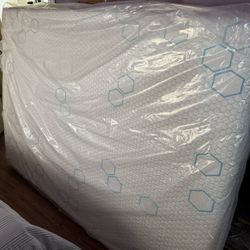 Brand New Full Size Mattress Memory Foam 