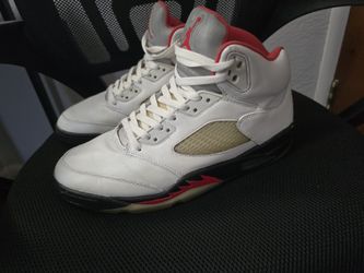 Jordan 5s Fire Reds