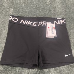 Nike Pro