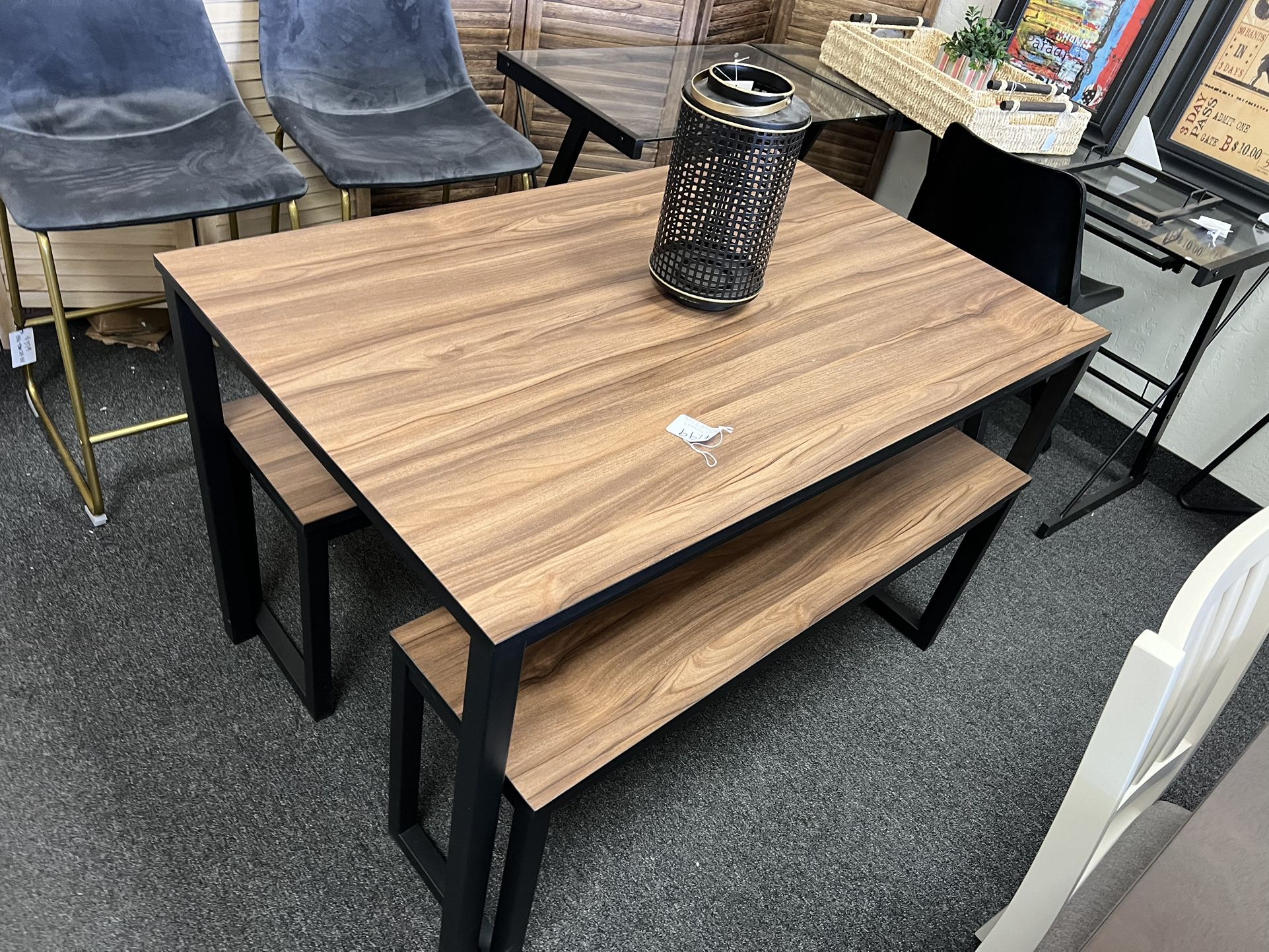 Dining Room Table With 2 Benches