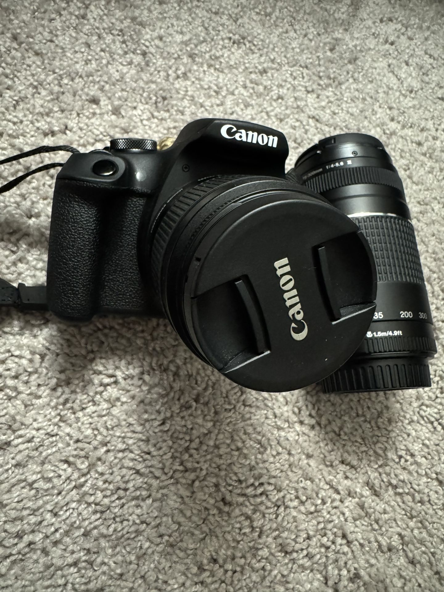 Canon rebel T7 Camera Body With 2 Lenses, EF 18-55mm And 75-300mm, Mint Condition