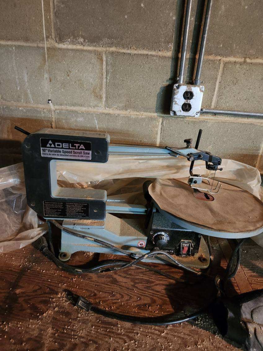 Vintage Delta 16” Variable Speed Scroll Saw