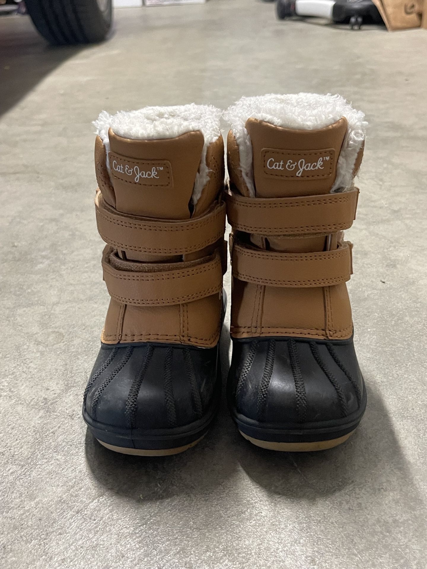 Cat & Jack Children Snow Boots, Brown, Size 9