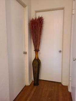 6' TALL FLOOR VASE WITH SCENTED TING TING - $125 OBO