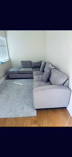 Sectional Great Condition Like new!!