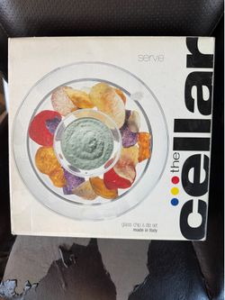 The cellar Glass chip and dip tray