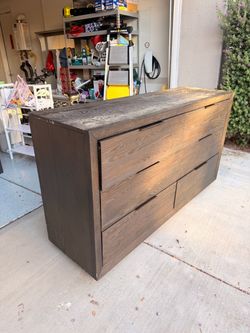 Six drawer Dresser