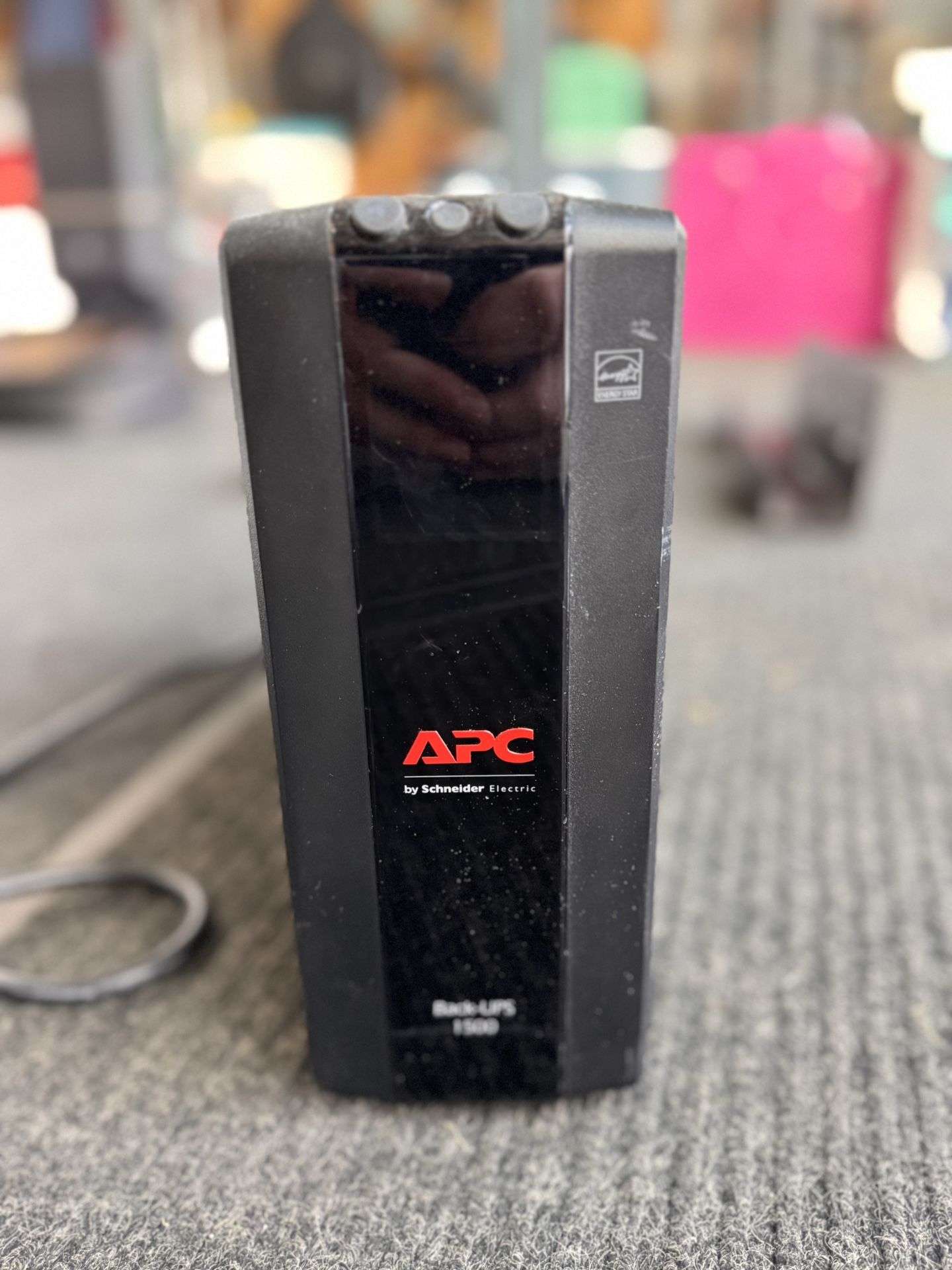 APC Back-UPS 1350 Battery Backup & Surge Protector