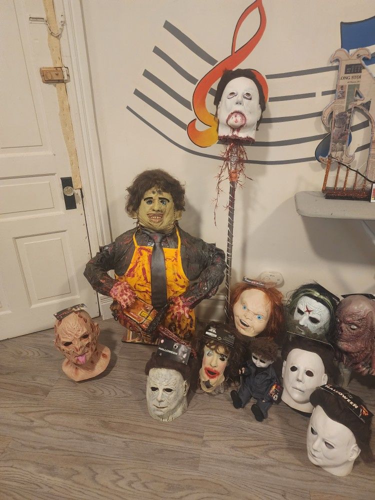 Halloween DECORATION / COSTUME / MASKS LOT