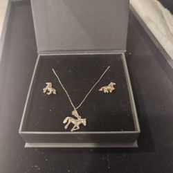 Beautiful  Equestrian horse earrings and Necklace  Set in  sterling silver.