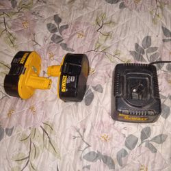 Two 18v XRP Dewalt Batteries With Charger 