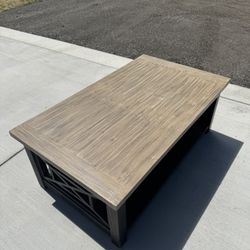 Free - Heatherbrook Coffee Table 
