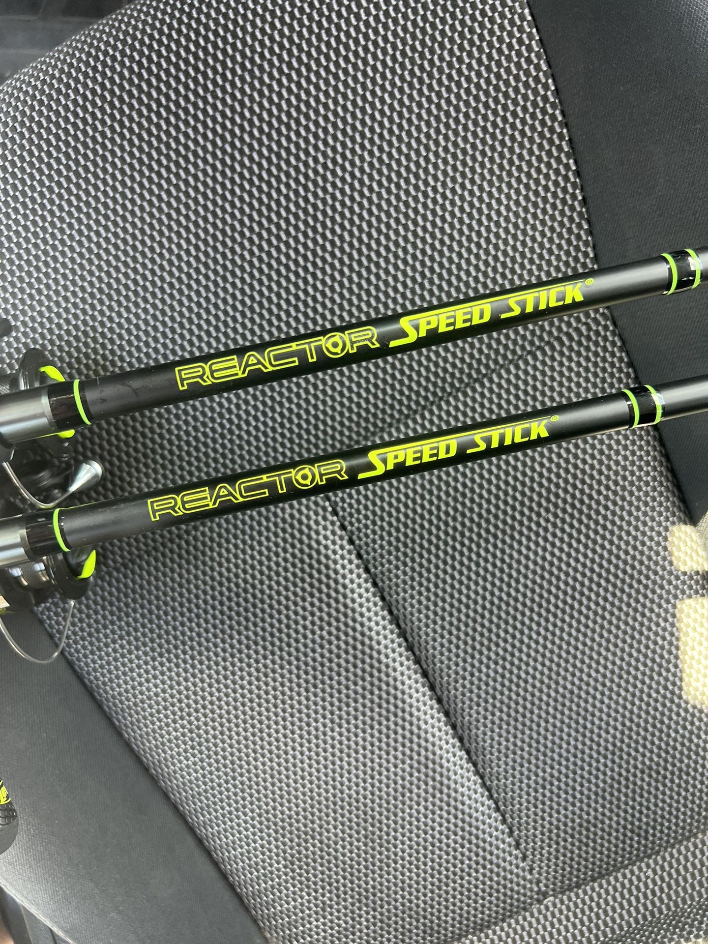 Lew’s Reactor Speed Spin Combo Reel / Rod R-30 7’