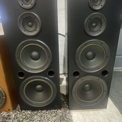 Technics  4 Way Tower Speakers 