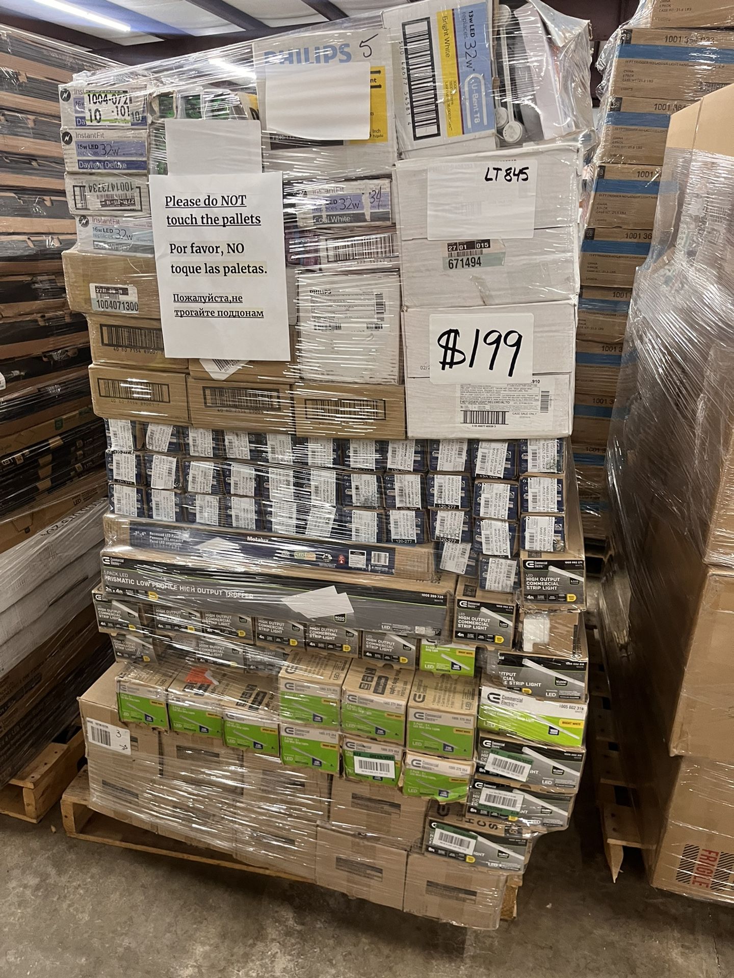Wholesale Clearance Liqudation Home Improvement, Lighting, Seasonal, & More Discounted Pallets