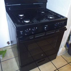 Oven black