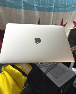 MACBOOK AIR 2019 (intel)