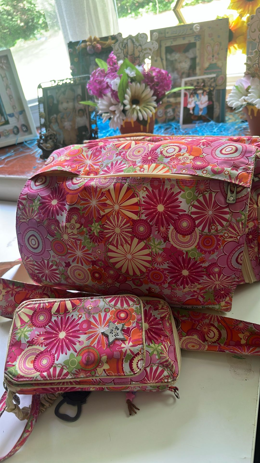 Ju Ju Be Diaper Bag / Matching Wallet