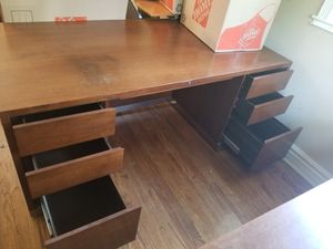 New And Used Desk For In Elgin Il Offerup New And Used Desk For In Elgin Il