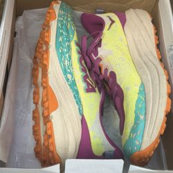 Hoka Shoes 8.5 Women Or 6.5youth