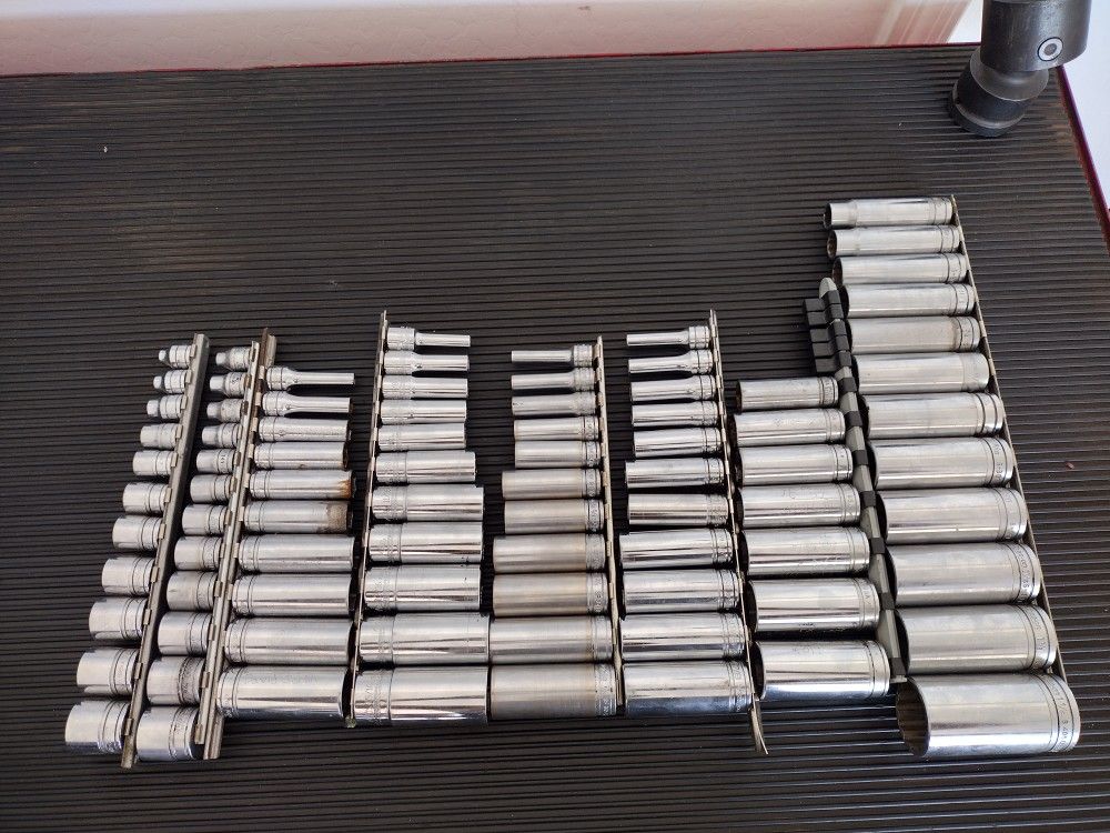 Snap on sockets set standard 3/8 and 1/2 drive
