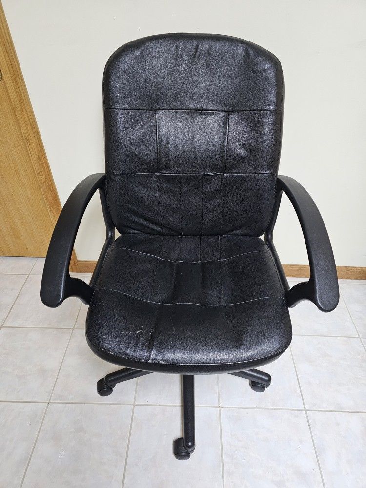 Black Leather Office Chair