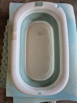 Lulyboo Foldable Baby Bath Tub