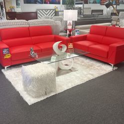 Limited Time Only🚨Gorgeous Sofa&Loveseat Available In Black & White 