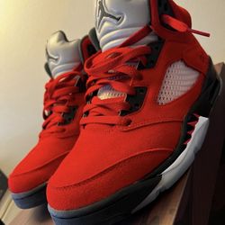 Air Jordan 5 Retro Raging Bull 