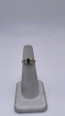 14k ring with green CZ