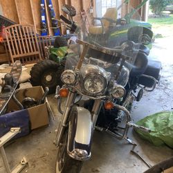 Motorcycle 