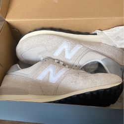 Brand New Make Offer 