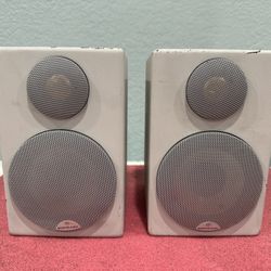Monitor Audio Radius 90 Bookshelf speakers