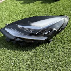 Tesla Model 3 Y Headlight 2017-2021, Tesla Model3 Y Headlamp, OEM Original Part, driver side, Tesla Model Y Headlight, original  OEM 